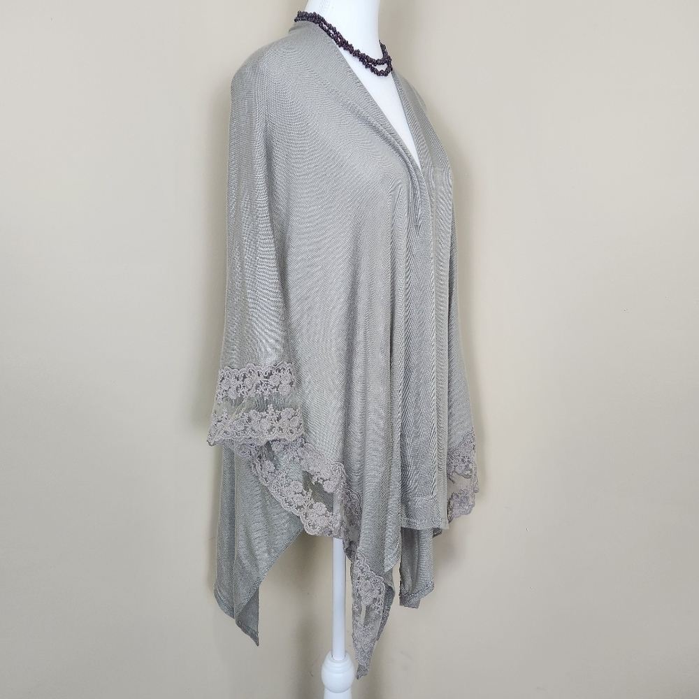 LC Lauren Conrad Womens Gray Kimono Lace Trim One Size Lightweight - Picture 3 of 10